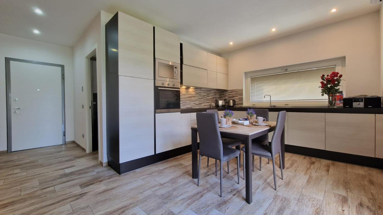 Casa Lina Tirano Apartment Ngoại thất bức ảnh